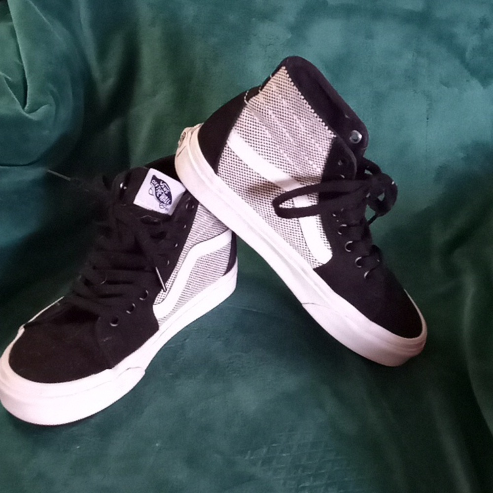 EUC Unisex Vans Sk8-Hi Tweed Black/ White Size 7 Woman's Size 5.5 Men's